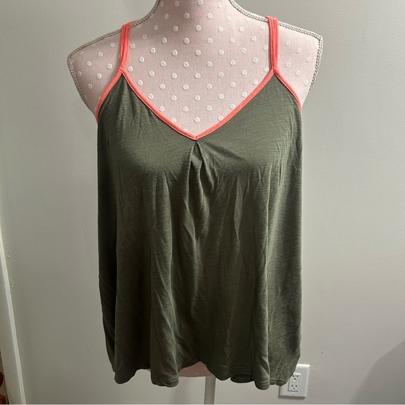 American Eagle Outfitters Tops - American Eagle Outfitters Green and Pink Sleeveless Tank A4